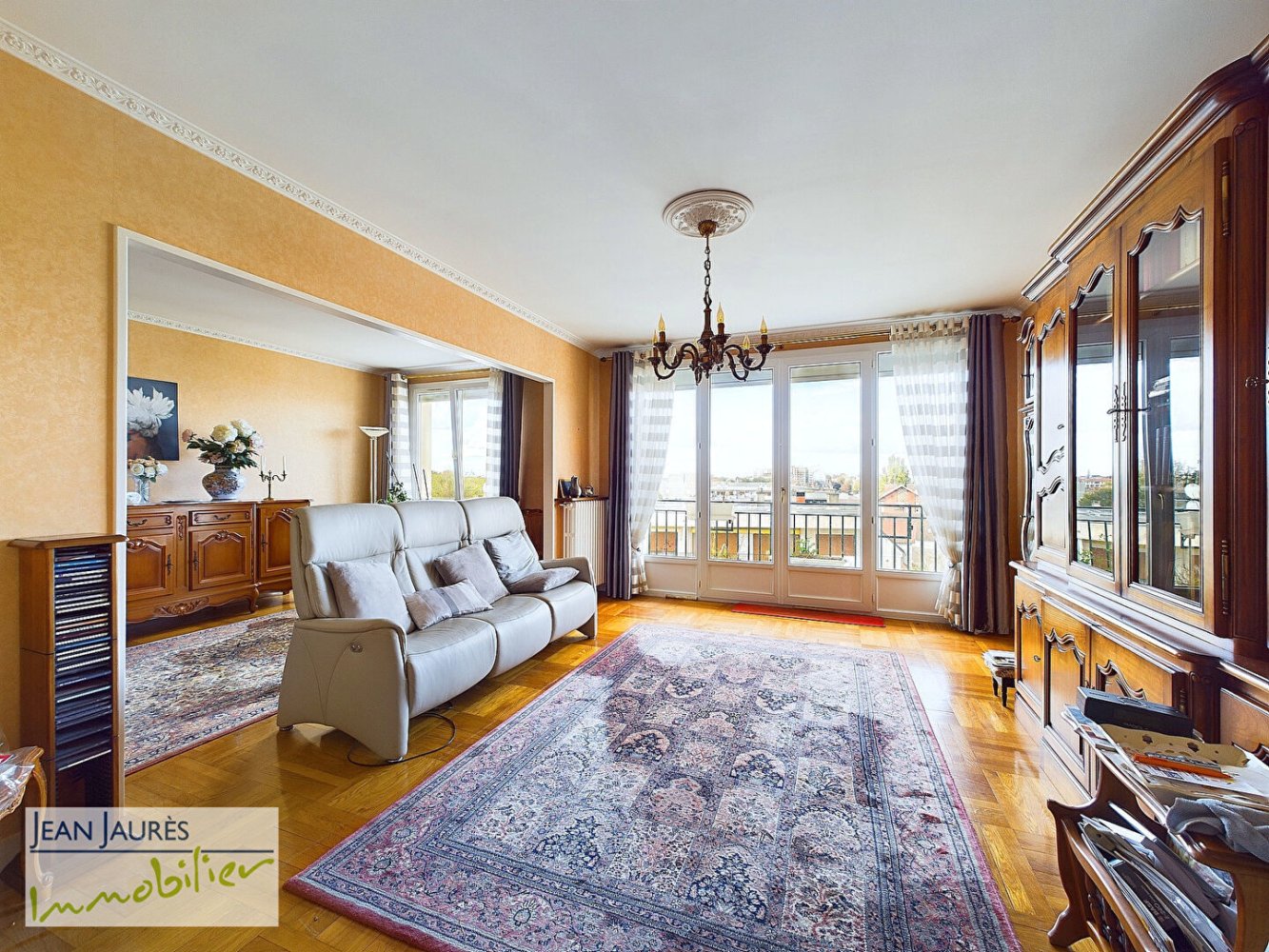 2 bedrooms Apartment in Troyes, France No. 226197