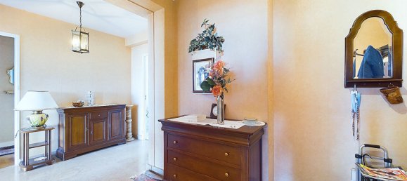 2 bedrooms Apartment in Troyes, France No. 226197 6