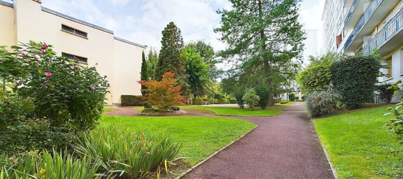 2 bedrooms Apartment in Troyes, France No. 226197 2