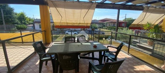 2 bedrooms House in Bovolone, Italy No. 347183 3