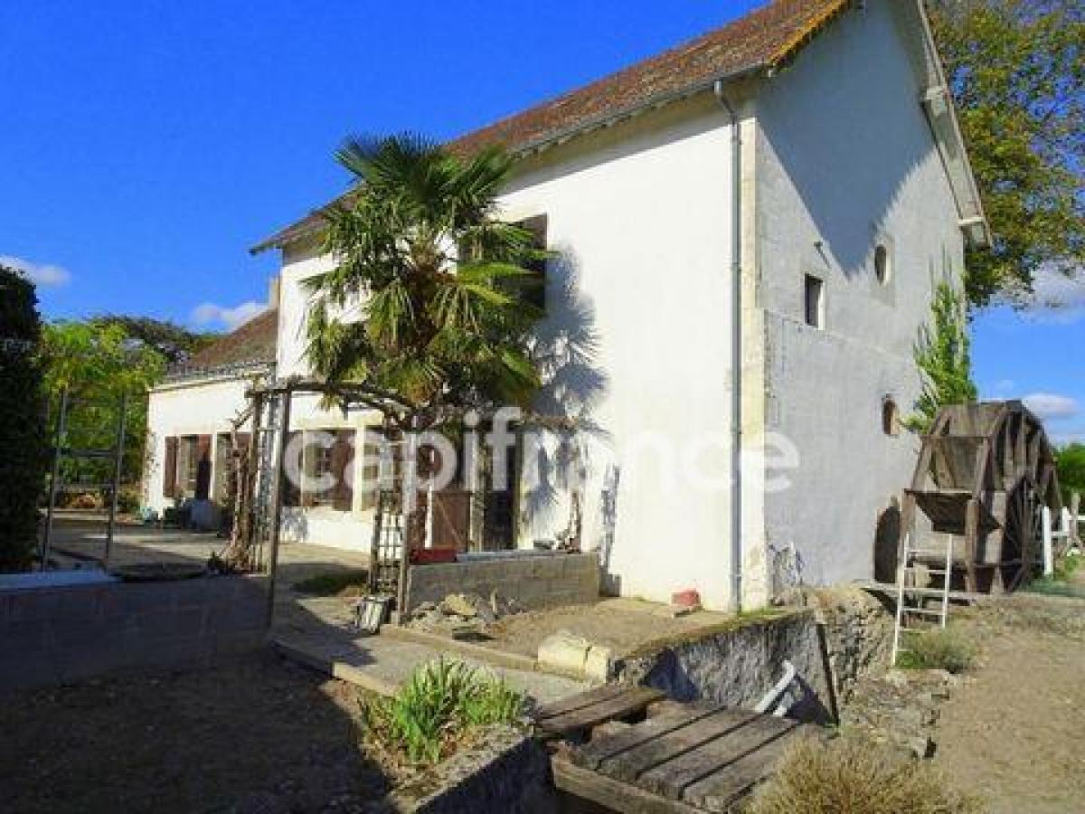 5 غرف نوم منزل في Le Lude, France رقم 32595