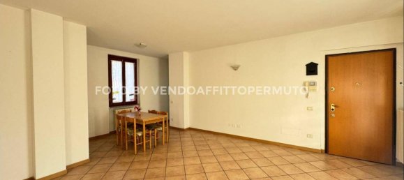 3 rooms Apartment in Palosco, Italy No. 102279 6