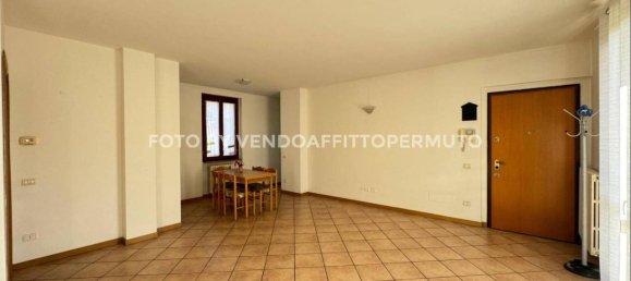 3 rooms Apartment in Palosco, Italy No. 102279 5