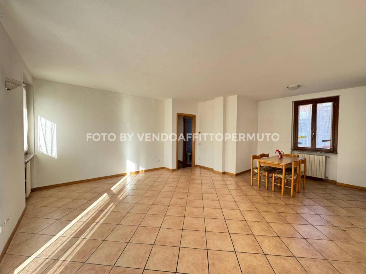 3 rooms Apartment in Palosco, Italy No. 102279