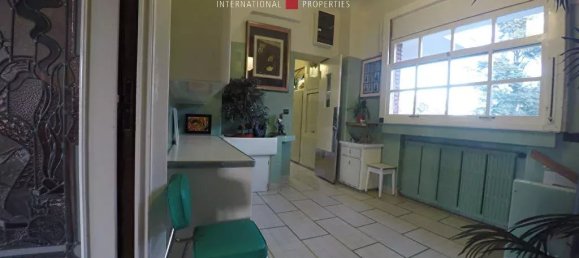 2 bedrooms House in Rambouillet, France No. 106120 2