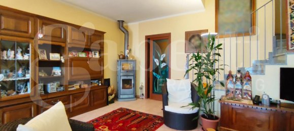 2 bedrooms House in Gerenzano, Italy No. 363238 7