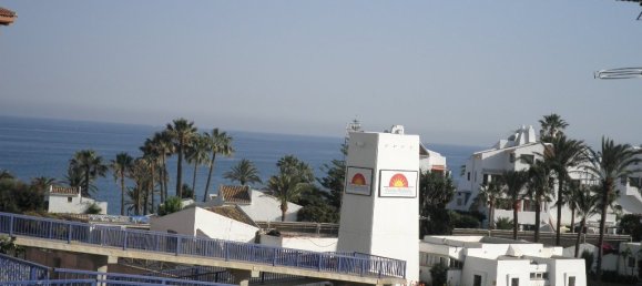 4 bedrooms House in Estepona, Spain No. 102864 5