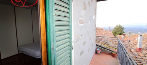 Apartamento de 4 habitaciónes en Montevarchi, Italy No. 233643 12