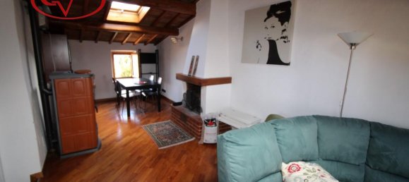 Apartamento de 4 habitaciónes en Montevarchi, Italy No. 233643 3