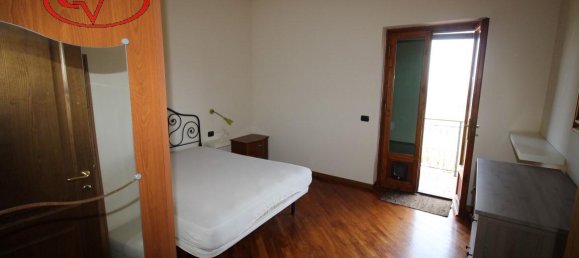 Apartamento de 4 habitaciónes en Montevarchi, Italy No. 233643 10