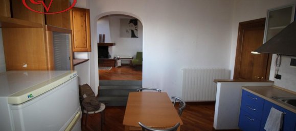 Apartamento de 4 habitaciónes en Montevarchi, Italy No. 233643 6
