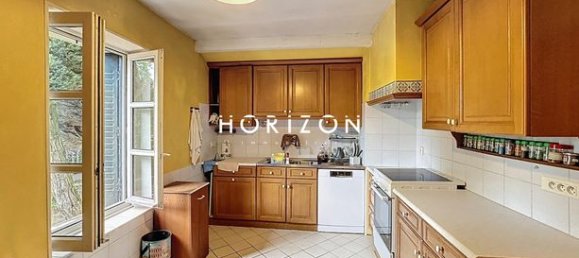 8 rooms House in Charnay-les-Macon, France No. 358933 10
