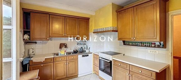 8 rooms House in Charnay-les-Macon, France No. 358933 11