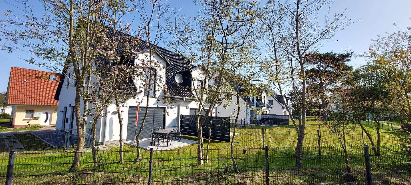 4 rooms Townhouse in Vorpommern-Rugen, Germany No. 220125