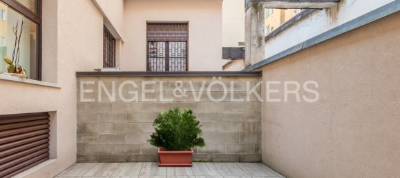 1 bedroom Apartment in Milan, Italy No. 246507 6