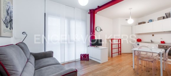 1 bedroom Apartment in Milan, Italy No. 246507 3