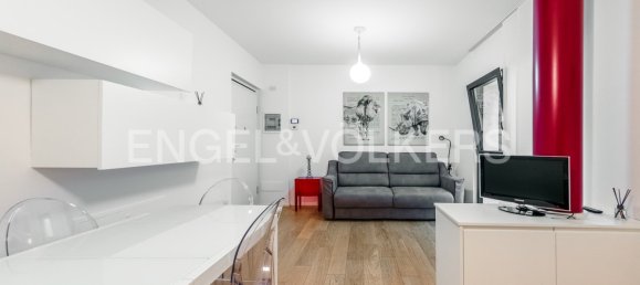 1 bedroom Apartment in Milan, Italy No. 246507 4