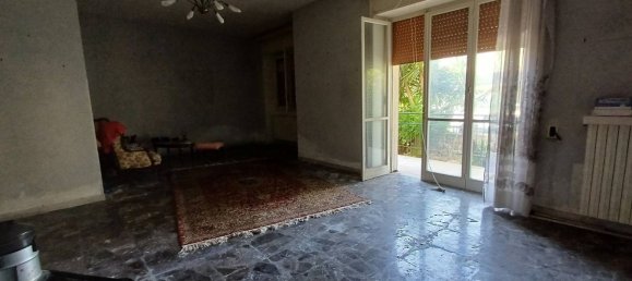 4 rooms Apartment in Lecce, Italy No. 305904 5