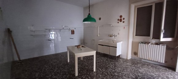 4 rooms Apartment in Lecce, Italy No. 305904 7