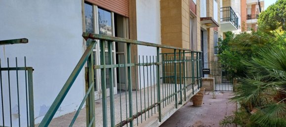 4 rooms Apartment in Lecce, Italy No. 305904 2