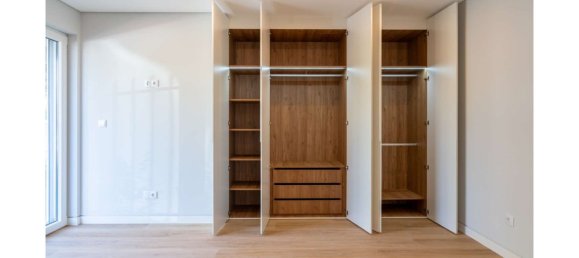 3 Schlafzimmer Wohnung in Cascais, Portugal, Nr. 123099 9