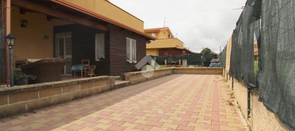 4 rooms Villa in Botricello, Italy No. 15513 2