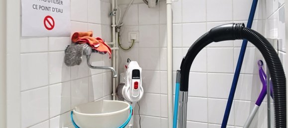 Коммерческая недвижимость 270м² в Макон, Франция № 200114 10