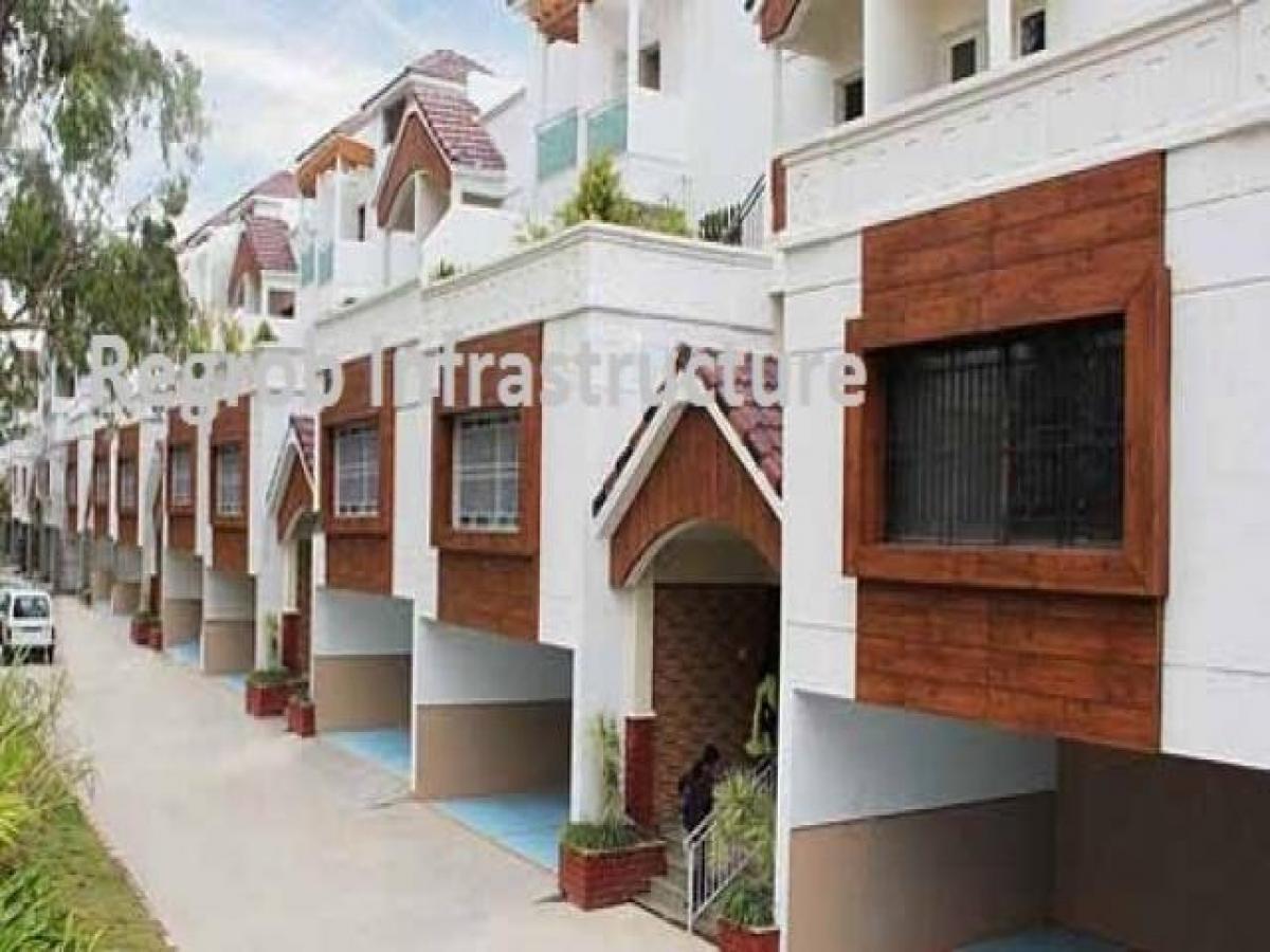 Дом с 3 спальнями в Бангалор, Индия № 43964