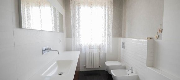 4-salle Maison à Santa Maria Nuova, Italy No. 111725 7