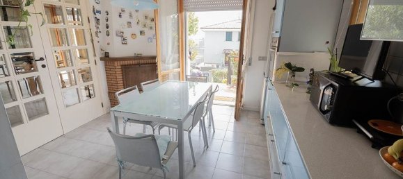 4-salle Maison à Santa Maria Nuova, Italy No. 111725 3