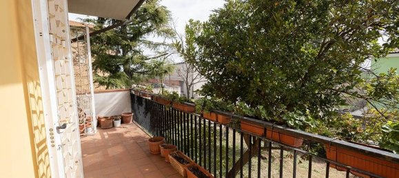 4-salle Maison à Santa Maria Nuova, Italy No. 111725 11