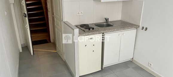 Studio à Paris, France No. 165733 2