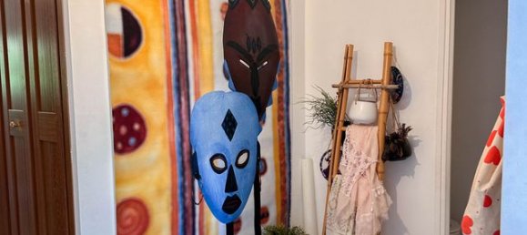 3 bedrooms House in Saint-Esteve, France No. 290251 2