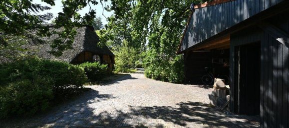 2 bedrooms House in Oldenburg, Germany No. 151311 2