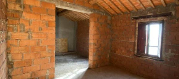 3 bedrooms House in Foiano della Chiana, Italy No. 251583 6