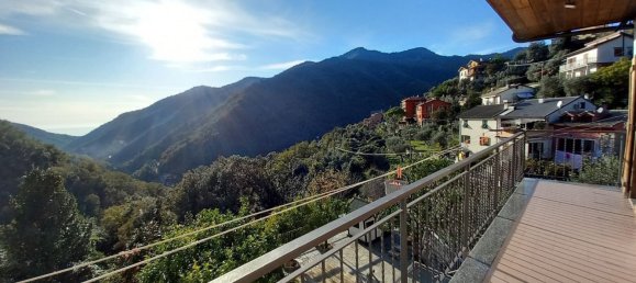 Casa de 7 habitaciónes en Avegno, Italy No. 129366 29