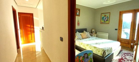 Casa de 7 habitaciónes en Avegno, Italy No. 129366 11