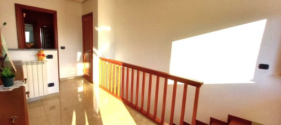 Casa de 7 habitaciónes en Avegno, Italy No. 129366 10