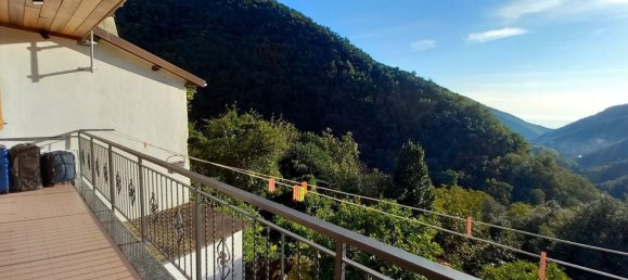 Casa de 7 habitaciónes en Avegno, Italy No. 129366 30