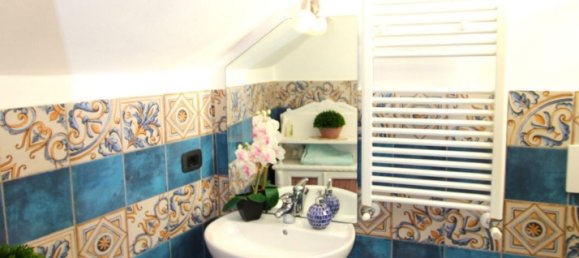 Casa de 7 habitaciónes en Avegno, Italy No. 129366 20