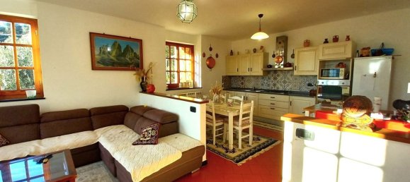 Casa de 7 habitaciónes en Avegno, Italy No. 129366 4