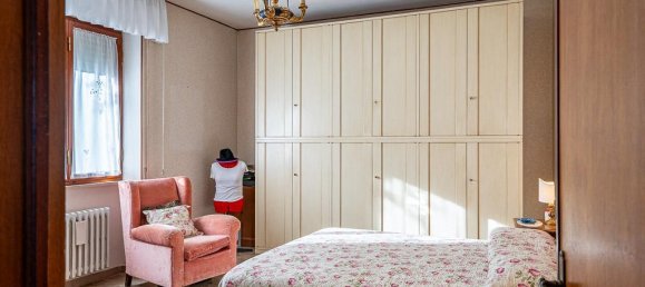 Apartamento de 2 dormitorios en Volterra, Italy No. 92876 16