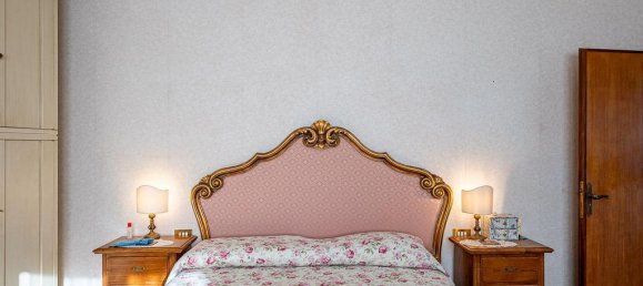 Apartamento de 2 dormitorios en Volterra, Italy No. 92876 17