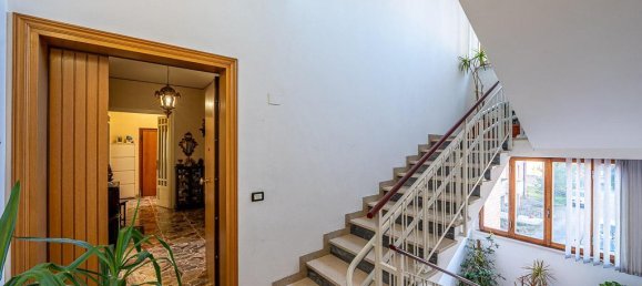 Apartamento de 2 dormitorios en Volterra, Italy No. 92876 5