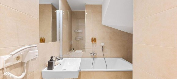 3 rooms Apartment in Rudolfsheim-Funfhaus, Austria No. 101765 6