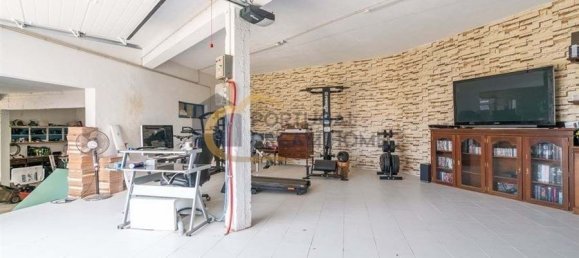 5 bedrooms Villa in Quarteira, Portugal No. 140983 20