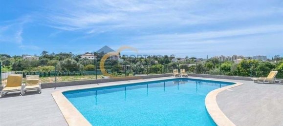 5 bedrooms Villa in Quarteira, Portugal No. 140983 3