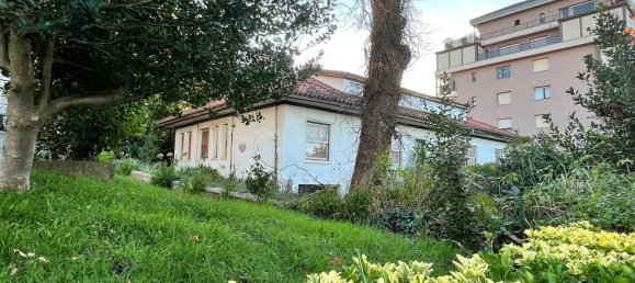 8 bedrooms House in Santander, Spain No. 174069 9