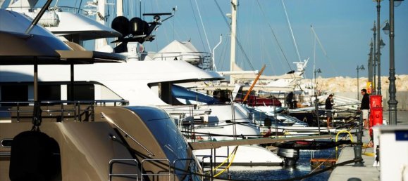 3 rooms Villa in Limassol, Cyprus No. 1613 15