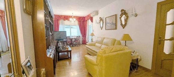 3 bedrooms Apartment in Sants-Montjuic, Spain No. 144241 16